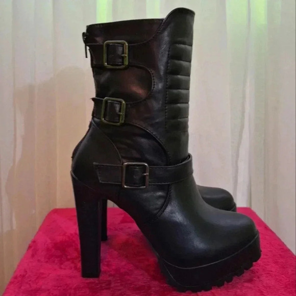 JUSTFAB  "Barbara" NWOT platform high heel biker boot. Rare. - Picture 5 of 7